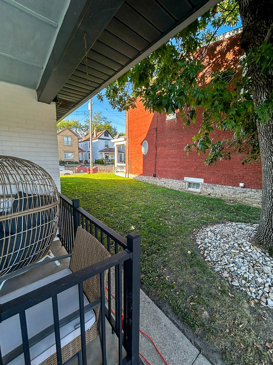 Furnished Finder property 1013155_1 photo 23