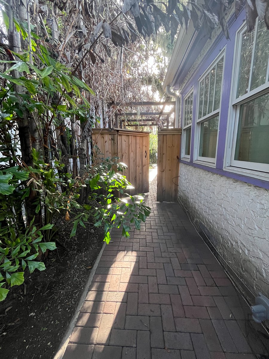 Furnished Finder property 1013240_1 photo 32