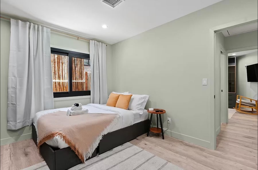 Furnished Finder property 1013251_1 photo 27