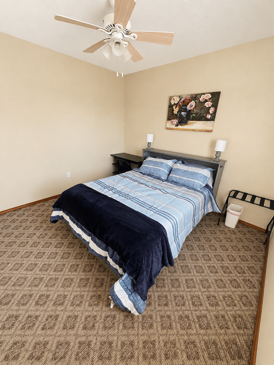 Queen bedroom