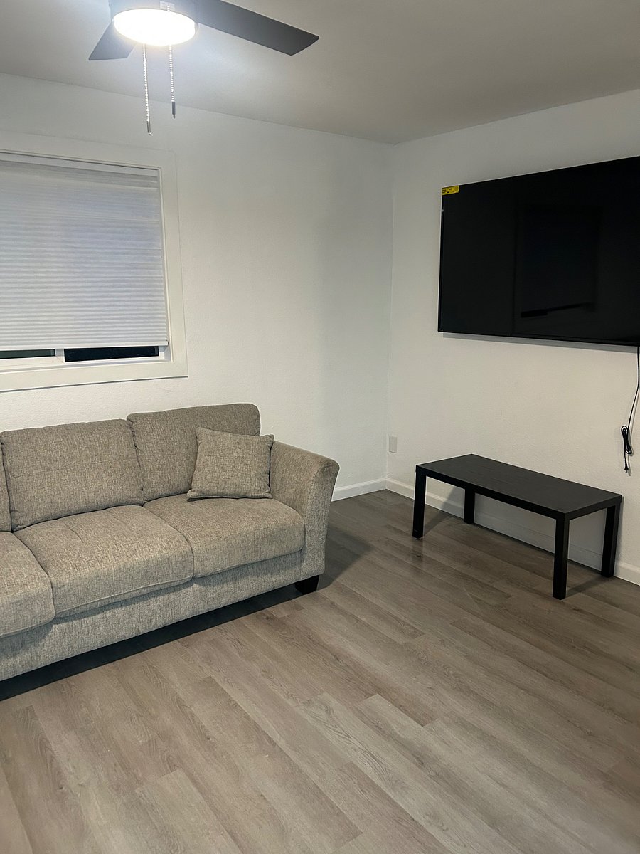 Furnished Finder property 1013308_1 photo 12