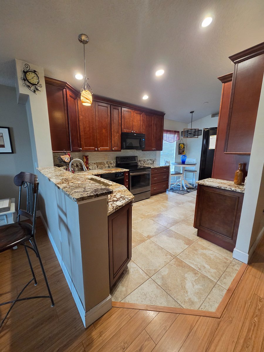 Furnished Finder property 1013313_1 photo 3