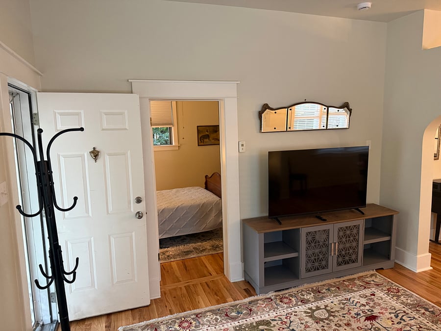 Furnished Finder property 1013323_1 photo 7
