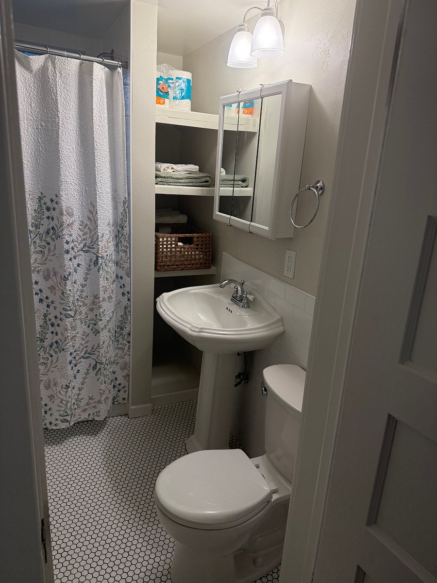 Furnished Finder property 1013323_1 photo 22