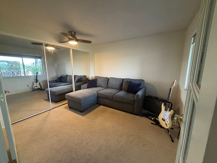 Bedroom 2 (furnished)