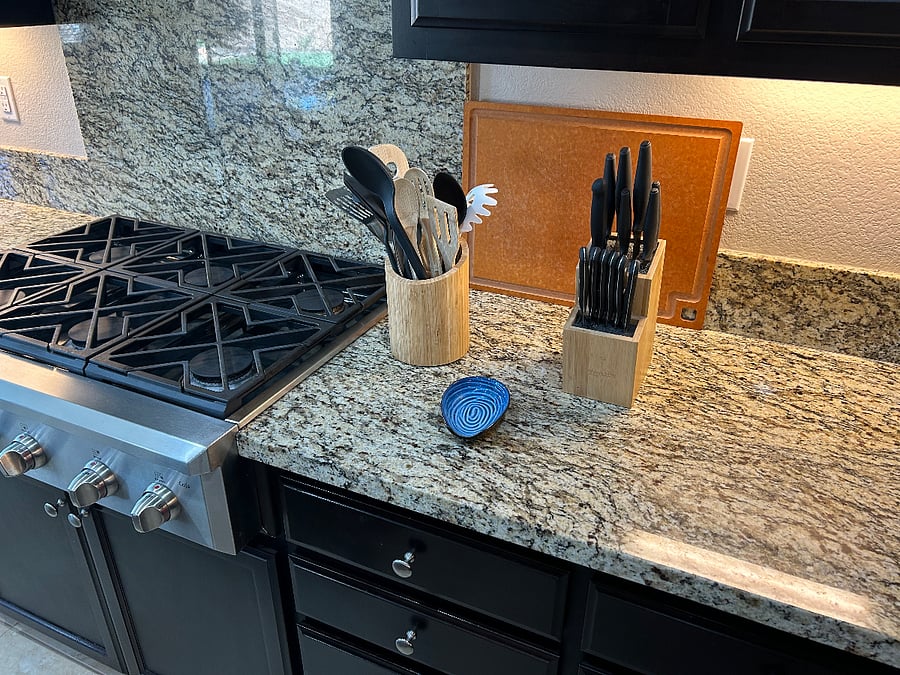 Sample of kitchen amenities