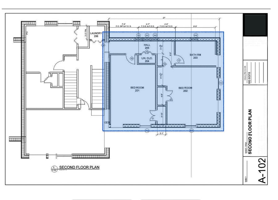 The suite + bathroom are highlighted in blue