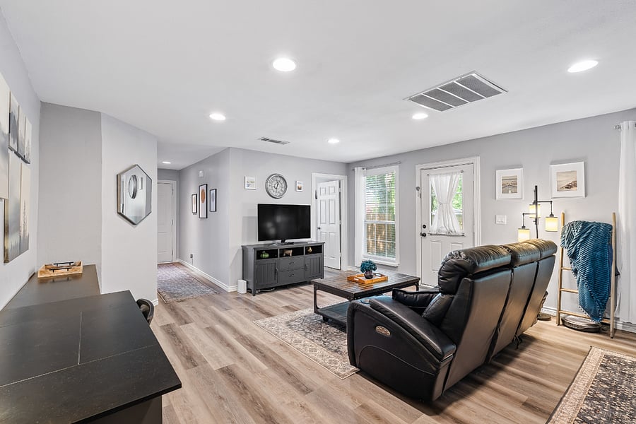 Furnished Finder property 1013499_1 photo 3