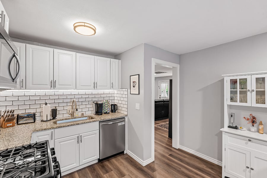 Furnished Finder property 1013499_1 photo 11