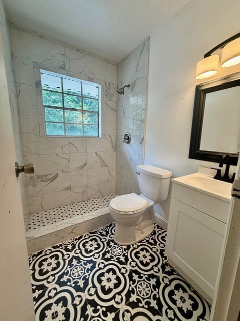 Upstairs Bathroom 1