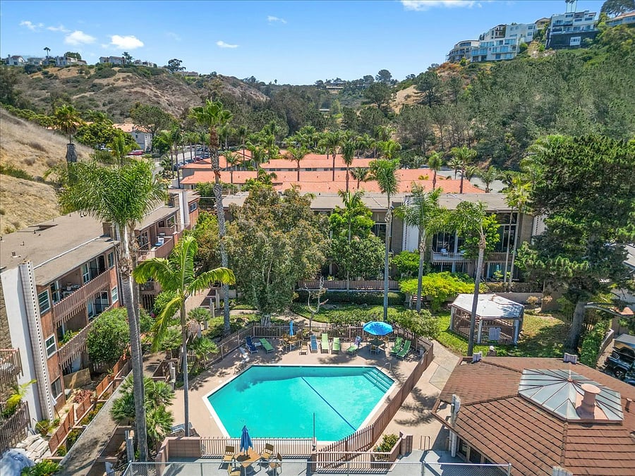 Furnished Finder property 1013511_1 photo 19