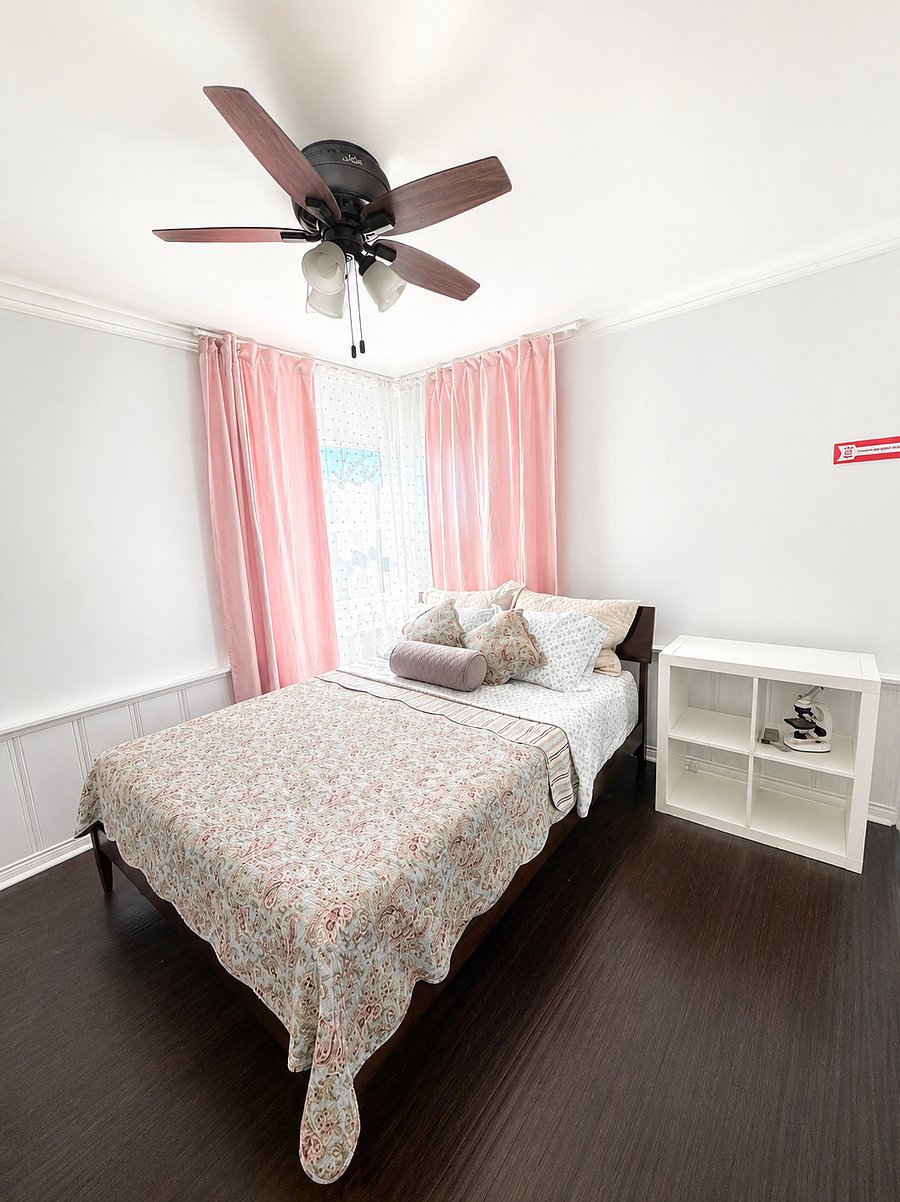 Queen Bed
