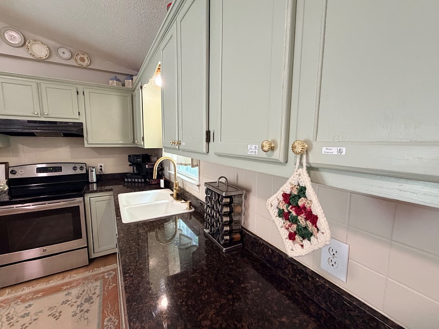 Furnished Finder property 1013600_1 photo 25