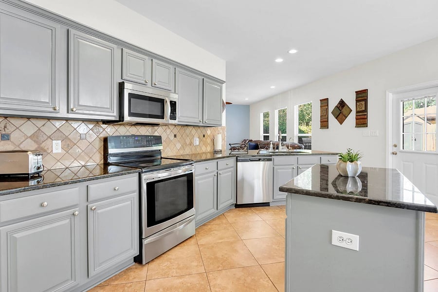 Furnished Finder property 1013635_1 photo 24