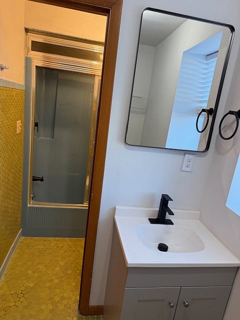 Furnished Finder property 1013654_1 photo 11