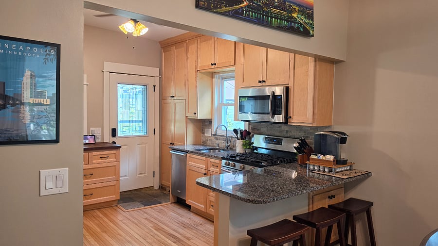 Furnished Finder property 1013672_1 photo 6