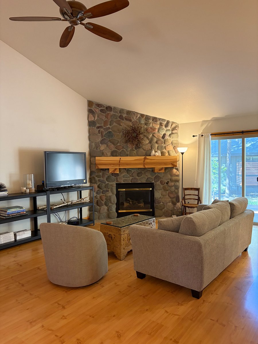 Furnished Finder property 1013688_1 photo 12