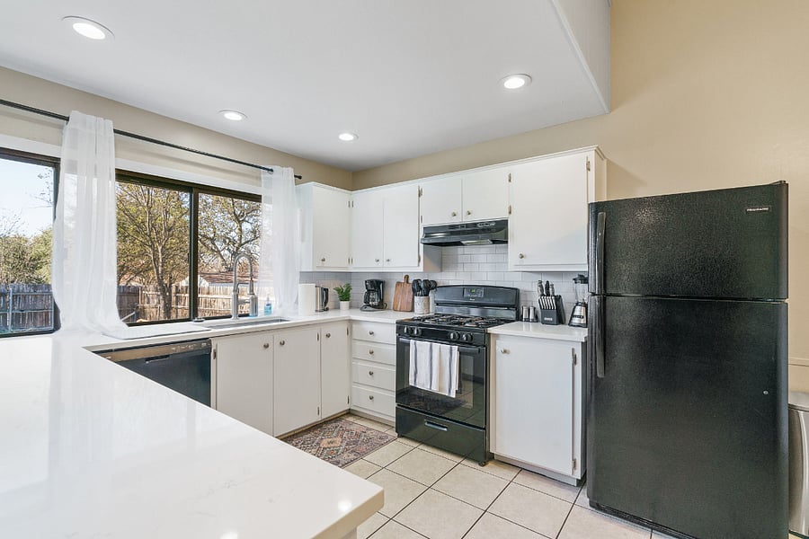 Furnished Finder property 1013729_1 photo 9