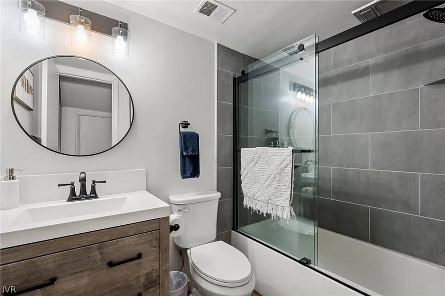 Big soaking tub in the bathroom shared by bedrooms 2 & 3.