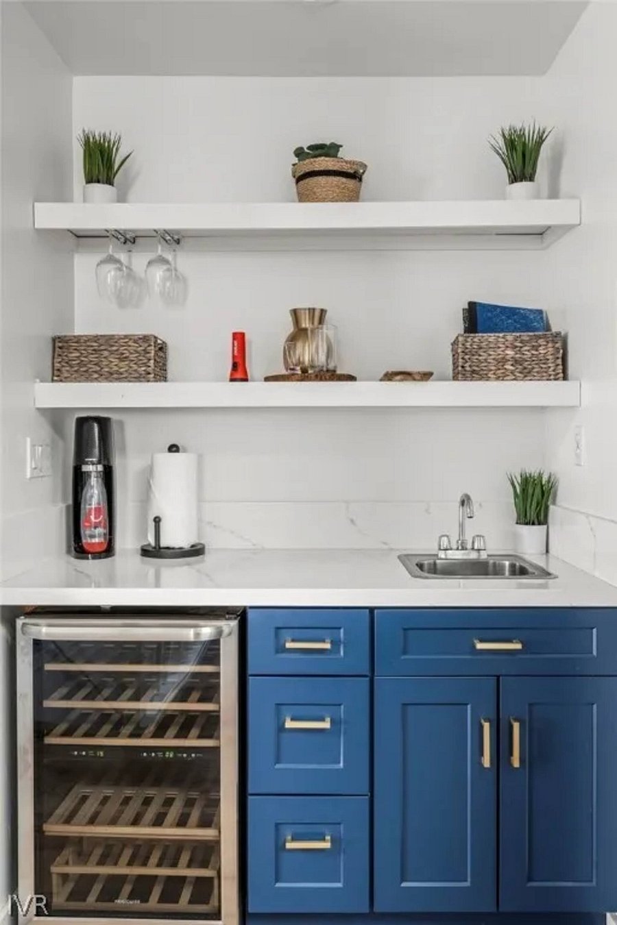 Wet bar!! Have fun! (Soda stream no longer available, sorry.)