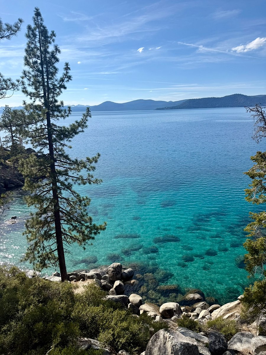Walk to Sand Harbor beach