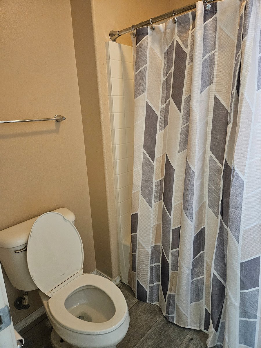 Furnished Finder property 1013746_1 photo 10
