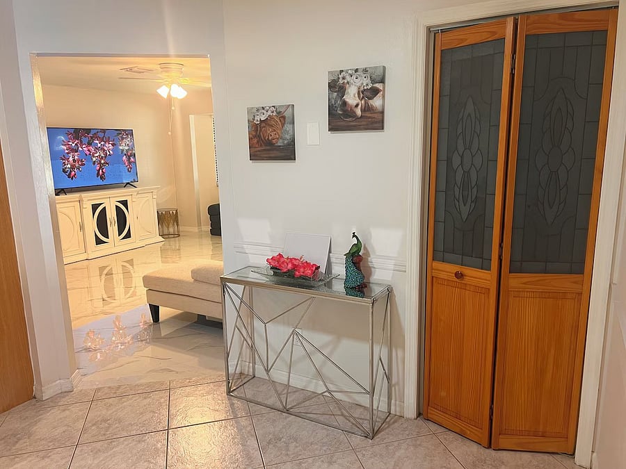 Furnished Finder property 1013788_1 photo 4