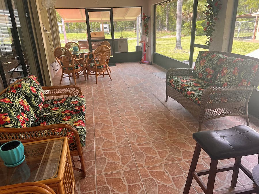 Furnished Finder property 1013788_1 photo 40