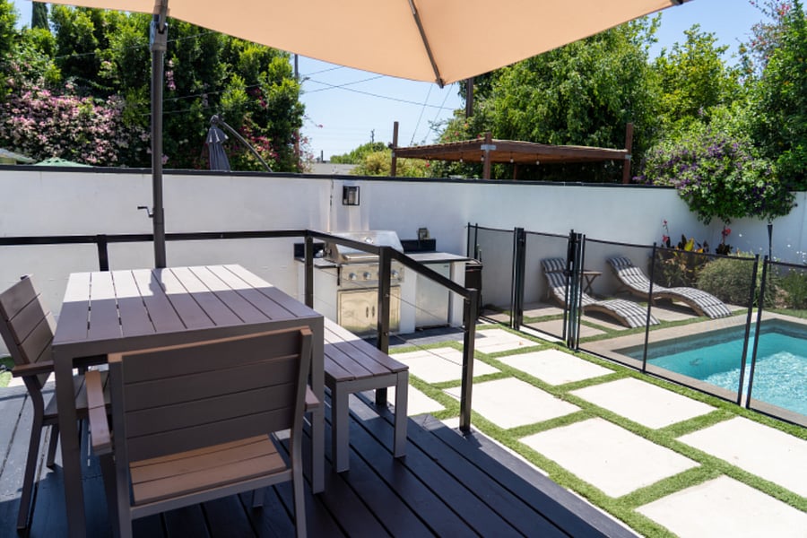 Outdoor grill