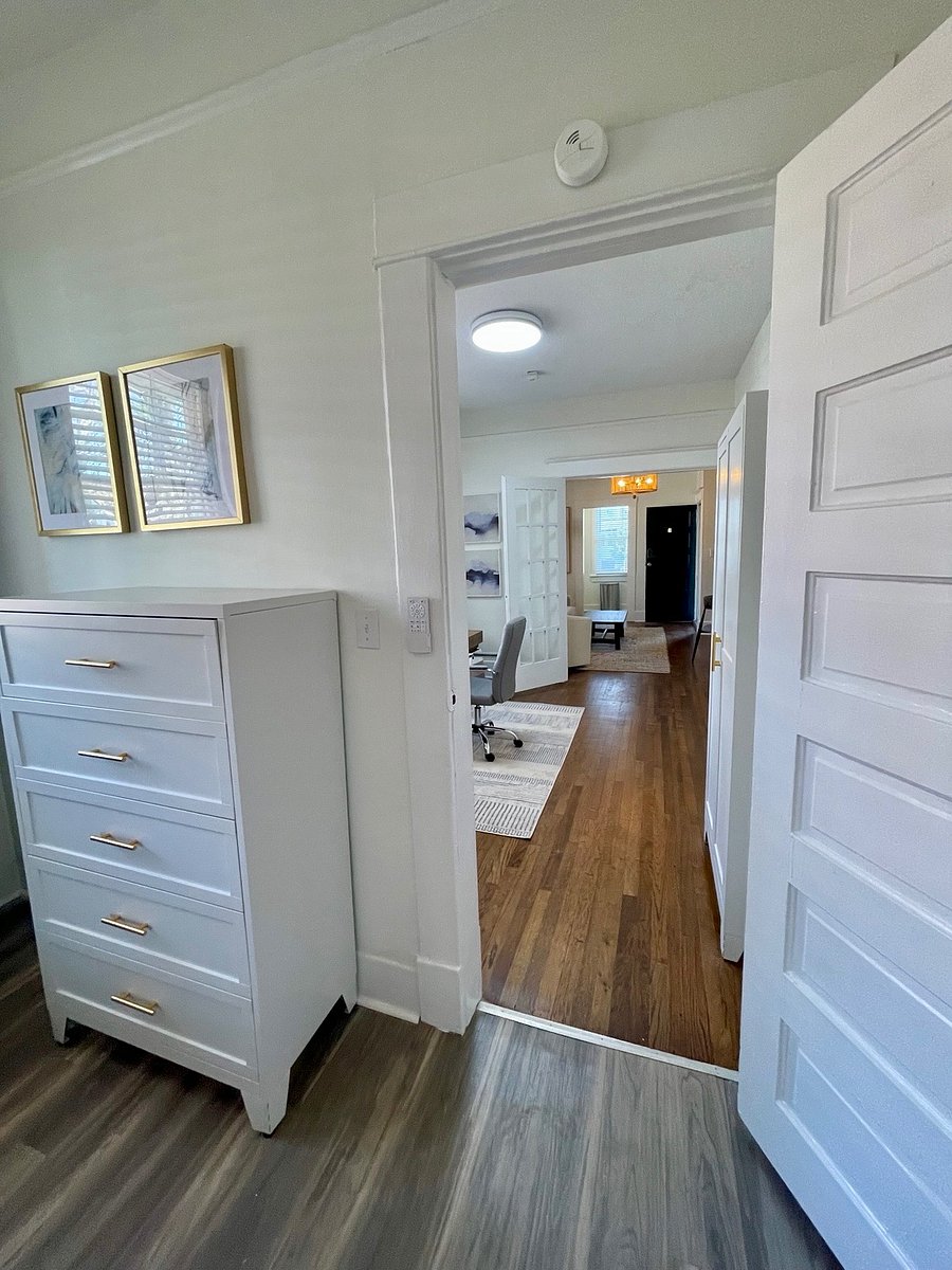 Furnished Finder property 1013850_1 photo 25