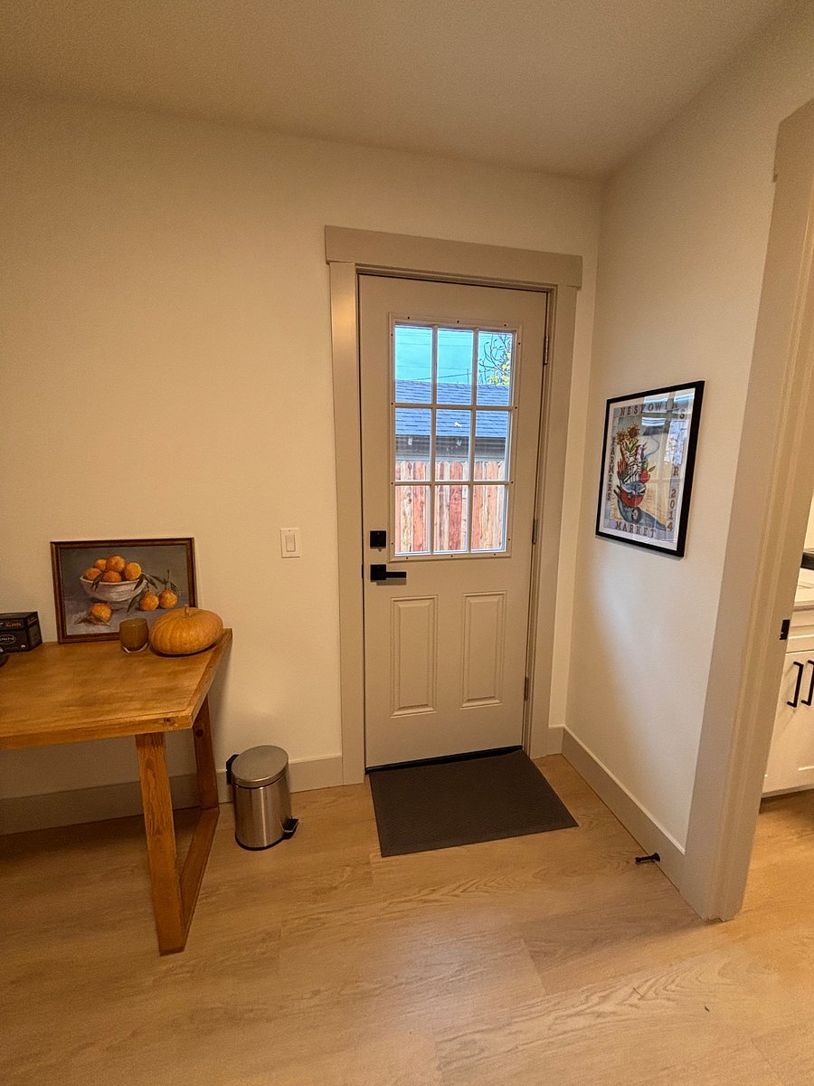 Furnished Finder property 1013853_1 photo 8