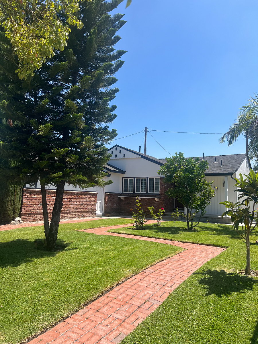 Furnished Finder property 1013855_1 photo 1