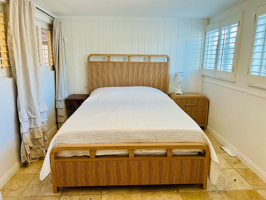 Queen bed in the guest bedroom