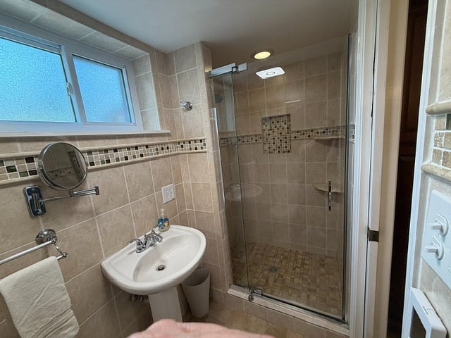 Furnished Finder property 1013914_1 photo 9