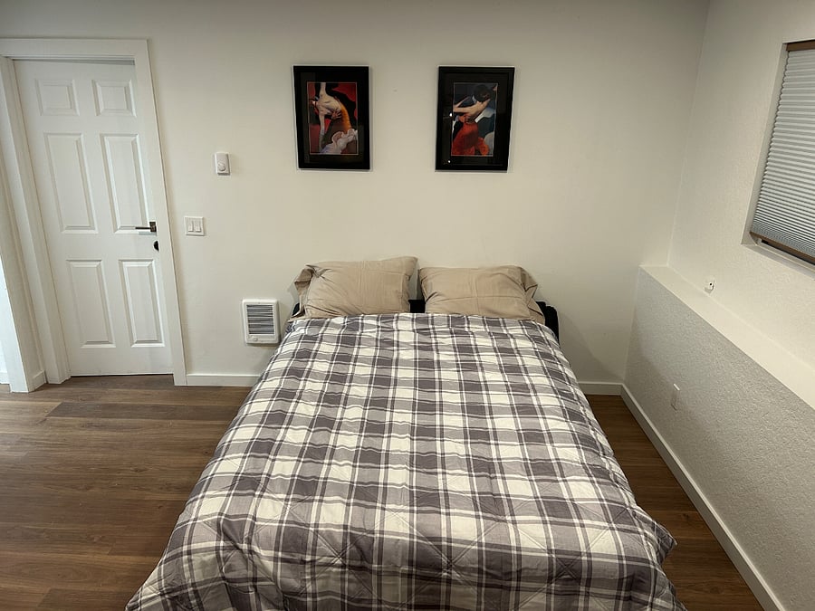 Queen Bed