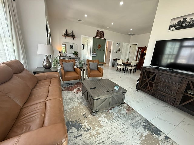 Furnished Finder property 1013960_1 photo 14