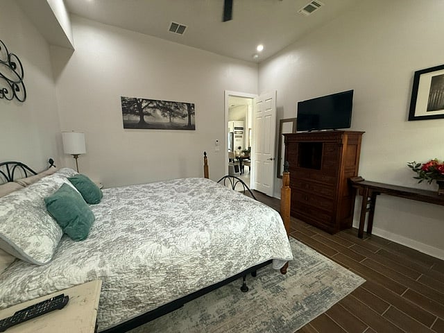 Furnished Finder property 1013960_1 photo 7