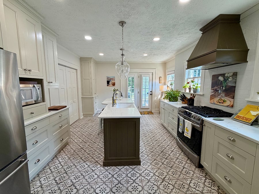 Amalfi coast-inspired fully equipped kitchen is a chef's dream!