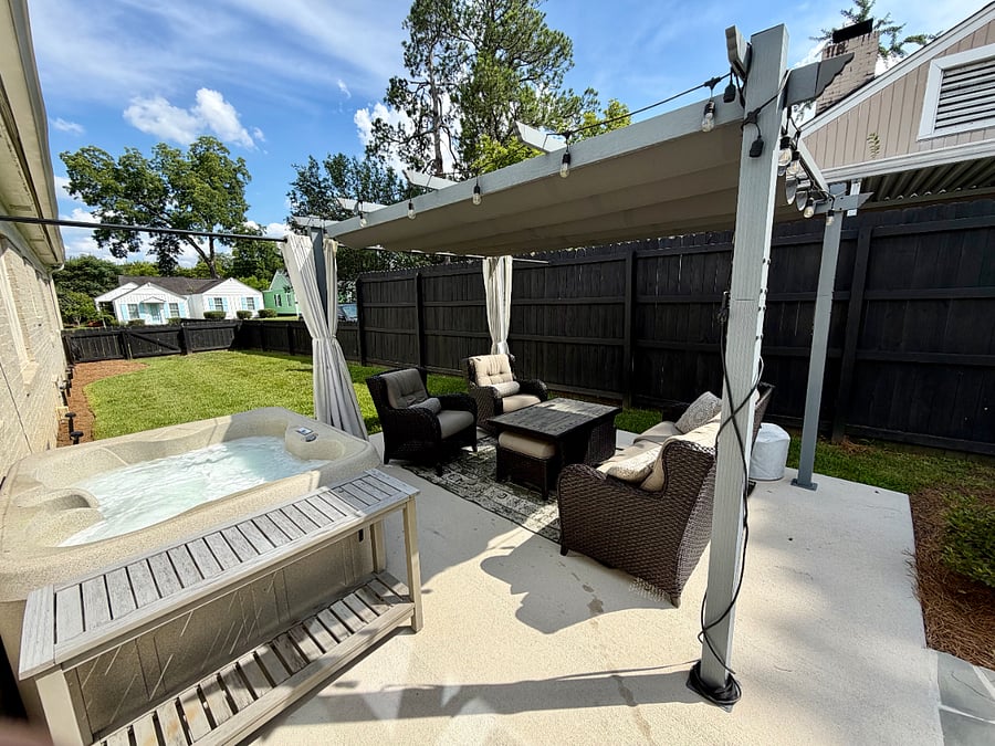 Outdoor Patio and Pergola: Enjoy morning coffee, afternoon reading, or evening conversations outdoors