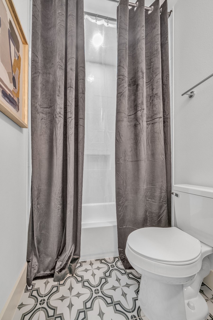 Furnished Finder property 1013978_1 photo 39
