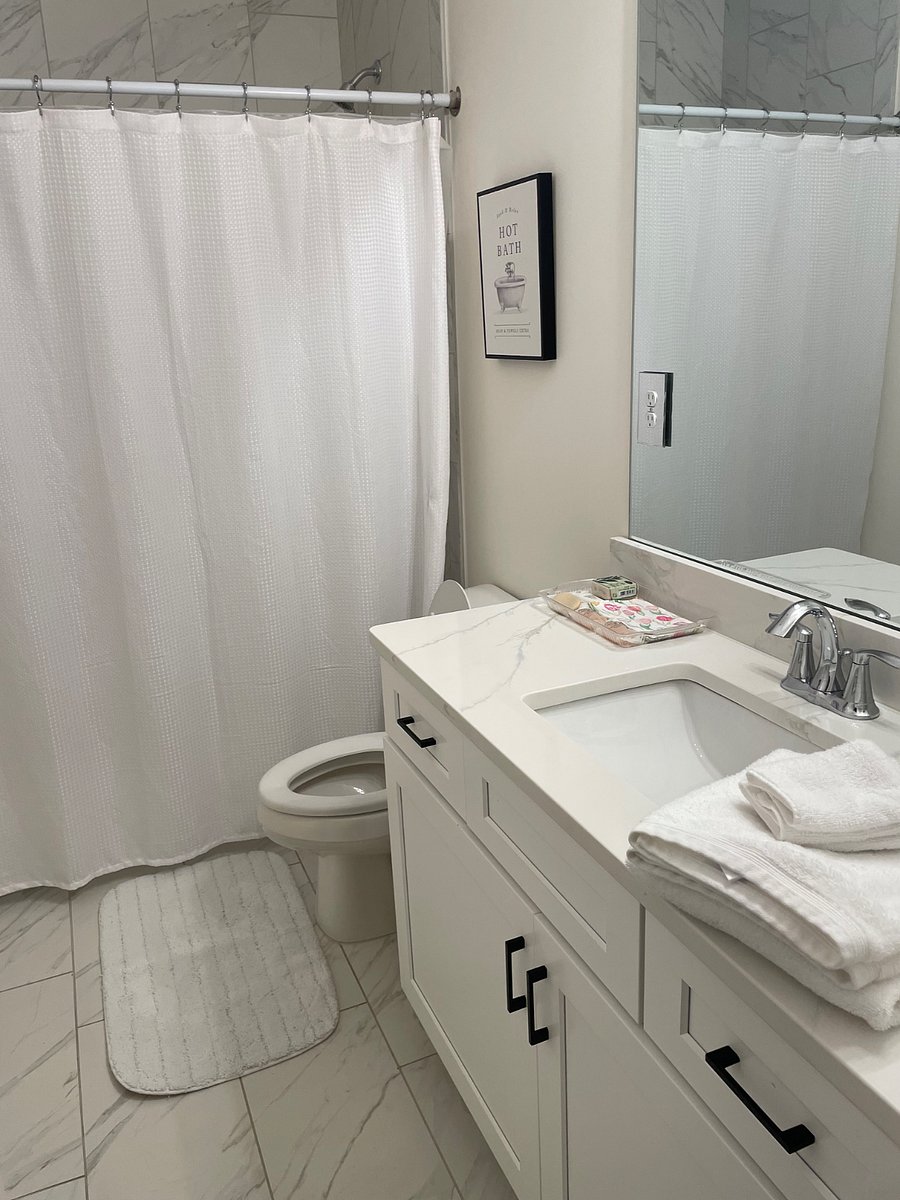 Second bathroom - downstairs