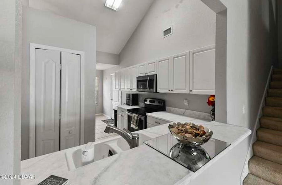 Furnished Finder property 1014017_1 photo 3