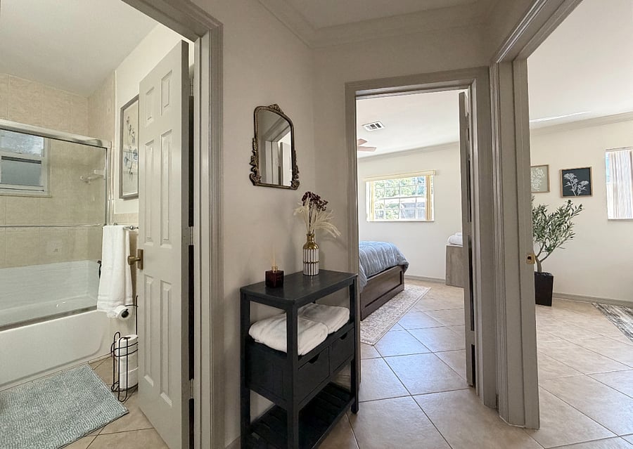 Furnished Finder property 1014044_1 photo 3