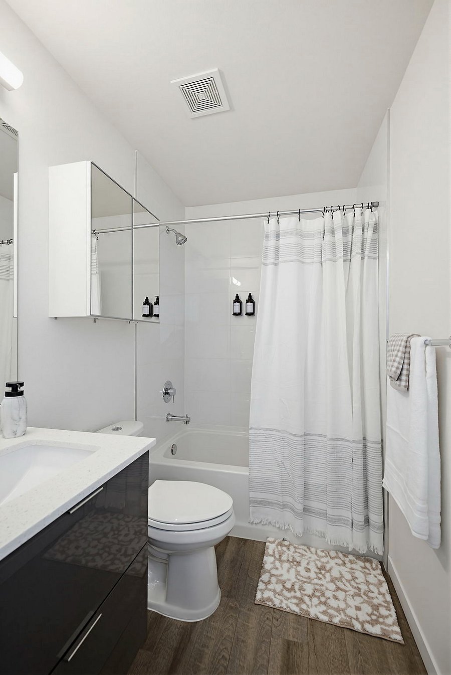 Furnished Finder property 1014051_1 photo 14