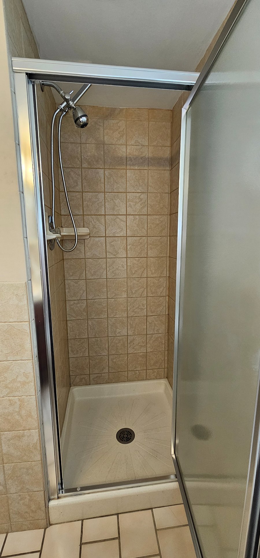 Furnished Finder property 1014076_1 photo 15