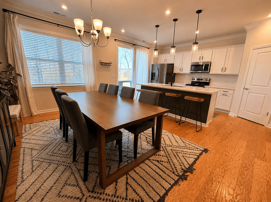 Dining/Kitchen