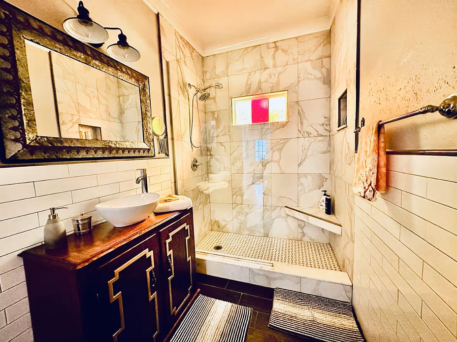 2nd Full bath with walk-in shower and double sun shower head.