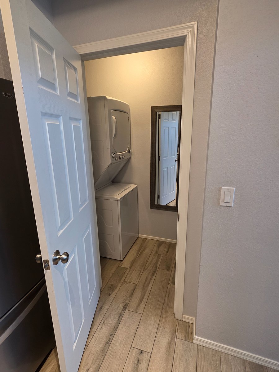 Furnished Finder property 1014144_1 photo 32