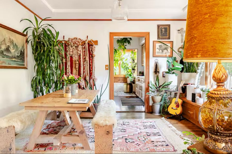 dining table that can seat 6