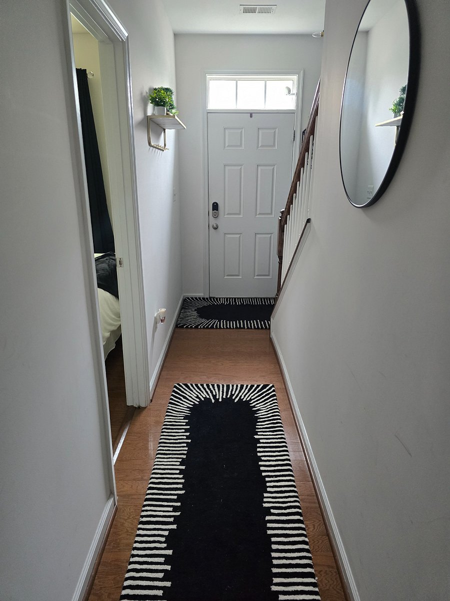Entry way